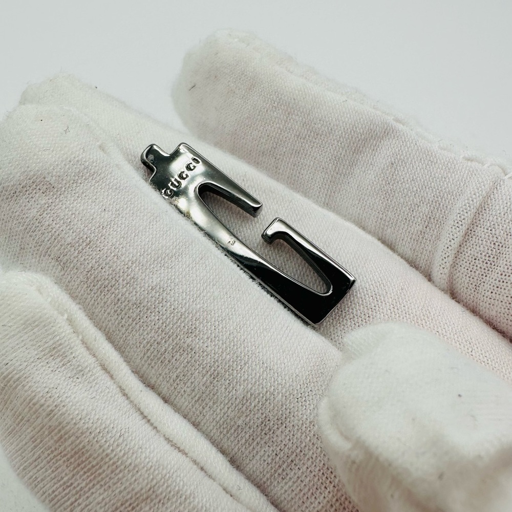 Gucci pendant charm
